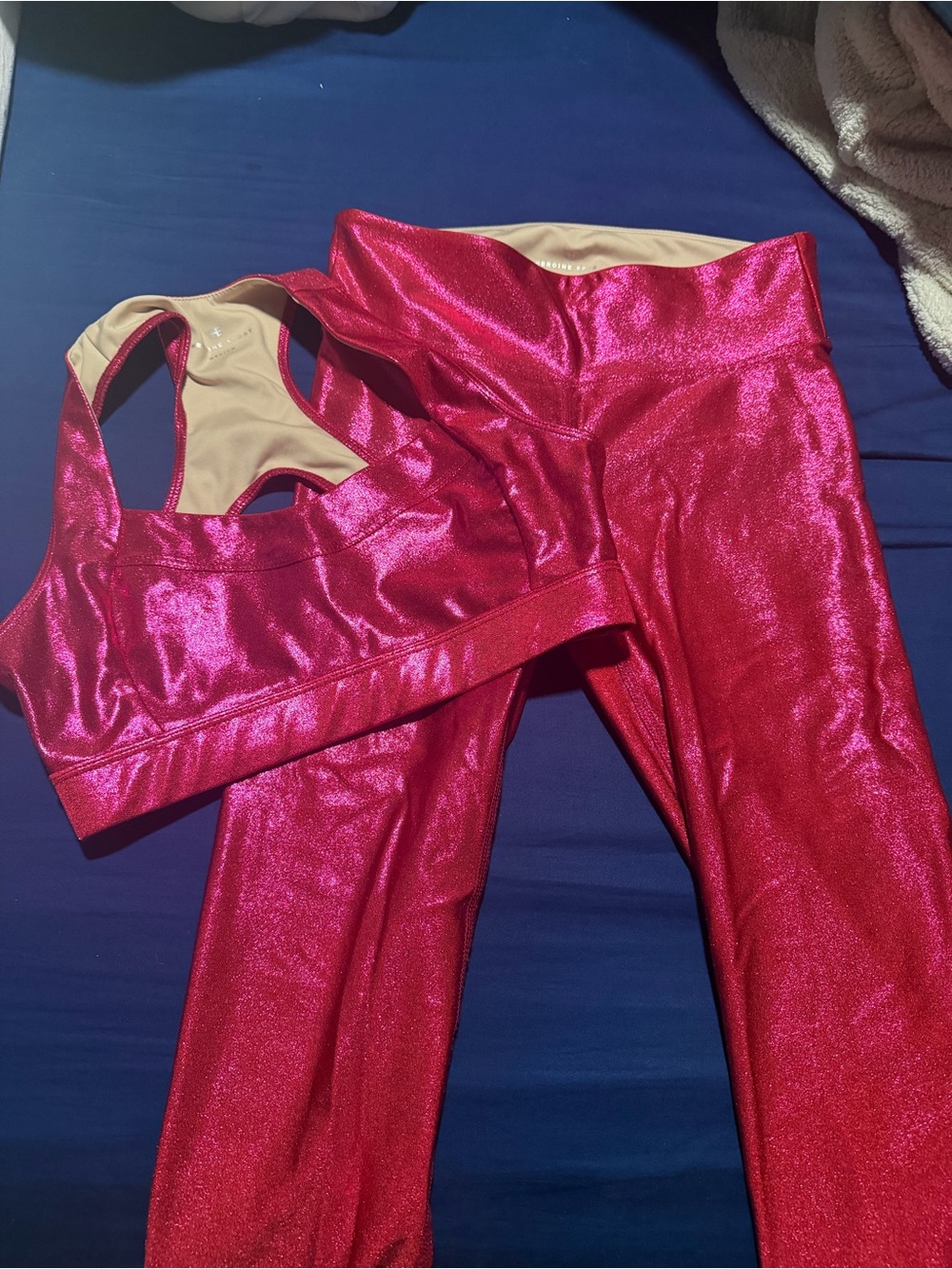 Heroine Sports Women's Shimmery Hot Pink Active Leggings & Sports Bra Set